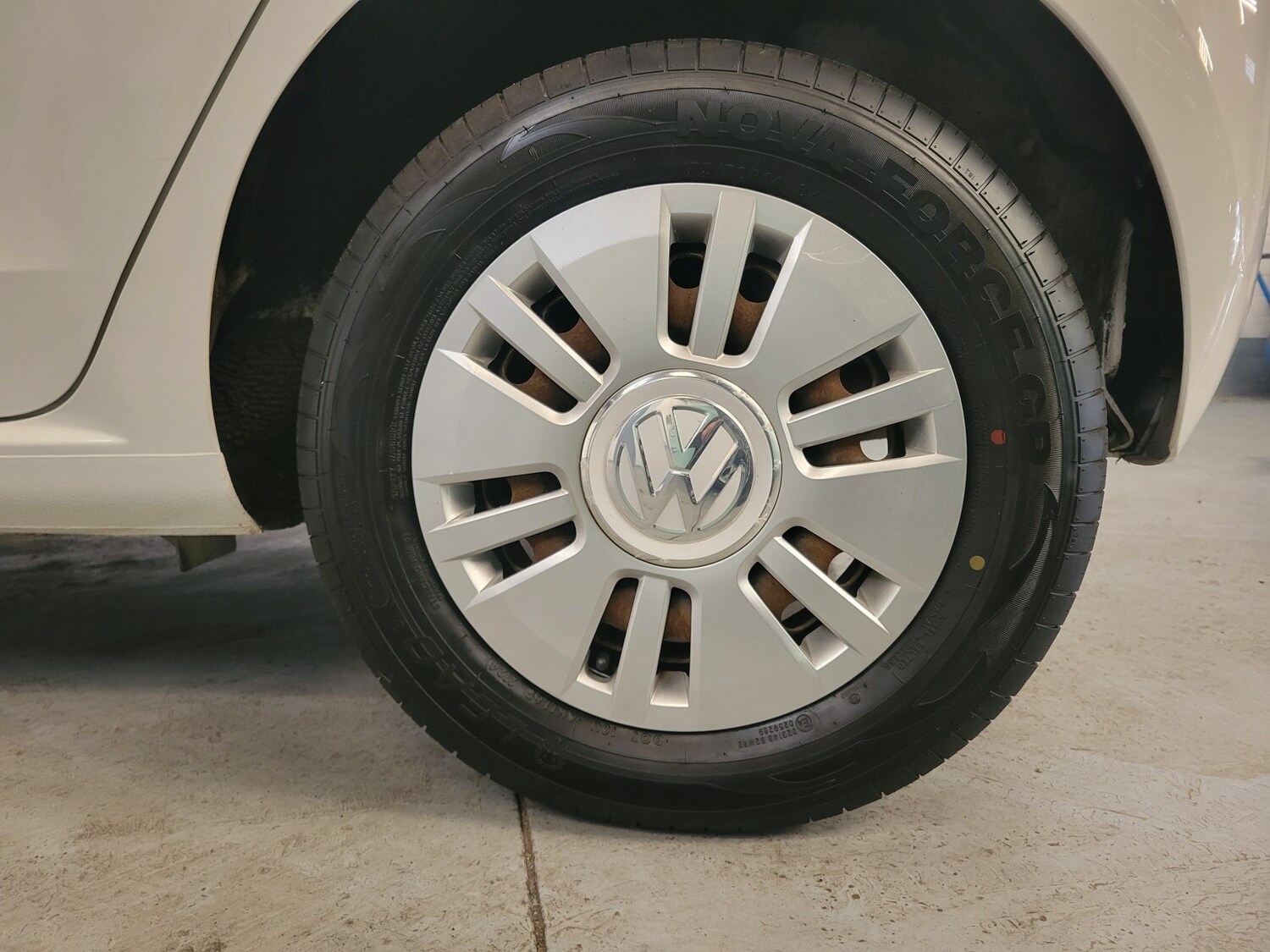 Used Volkswagen up! 2014 for sale - 76618626: Photo 41