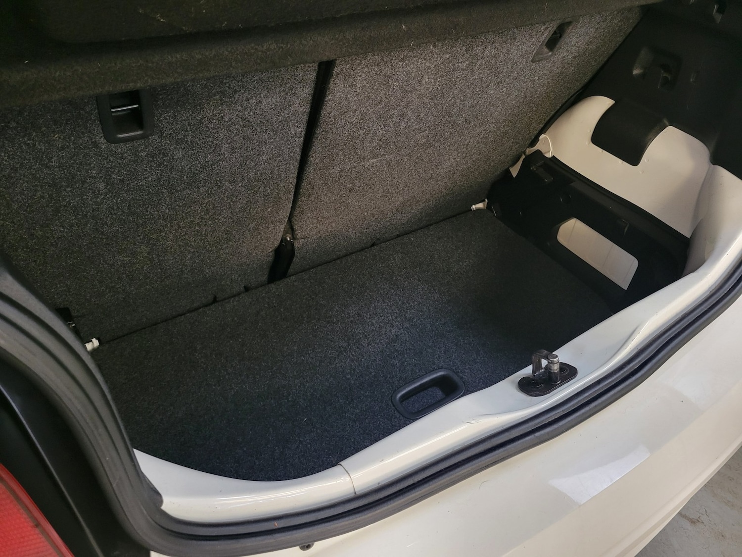 Used Volkswagen up! 2014 for sale - 76618626: Photo 42