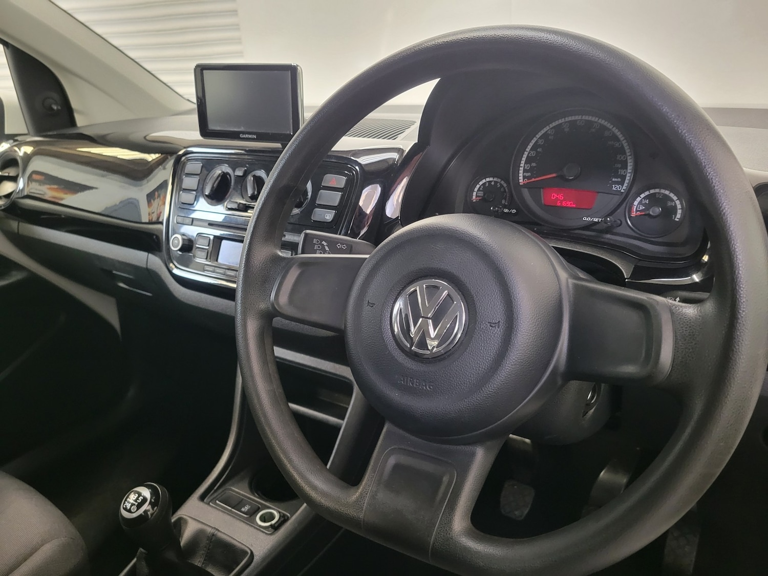 Used Volkswagen up! 2014 for sale - 76618626: Photo 53