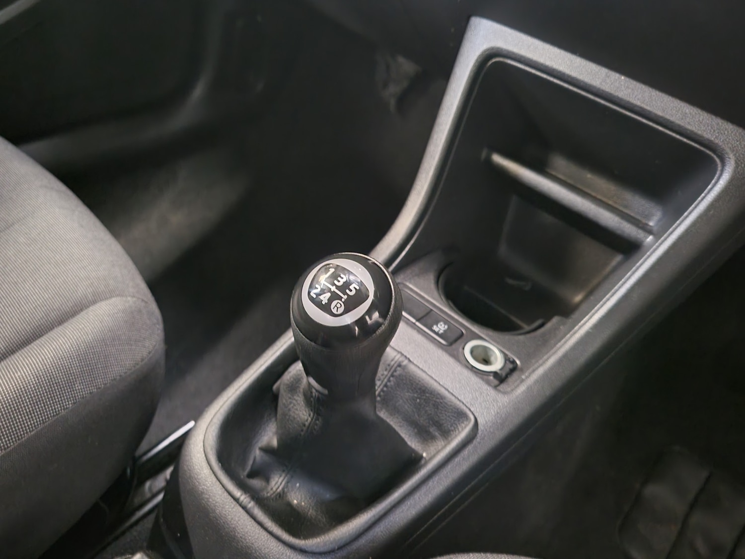 Used Volkswagen up! 2014 for sale - 76618626: Photo 56