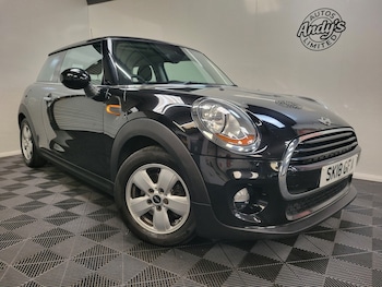 Used MINI Hatch 2018 for sale - 79593871: Photo