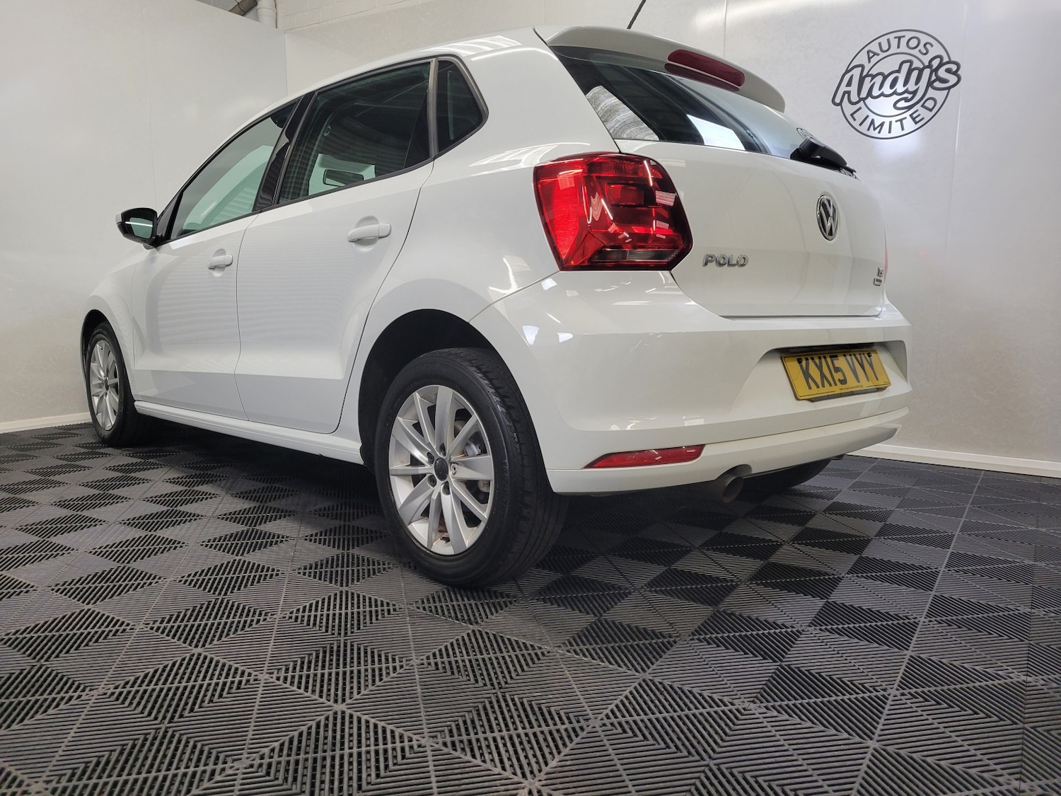 Used Volkswagen Polo 2015 for sale - 77350129: Photo 21