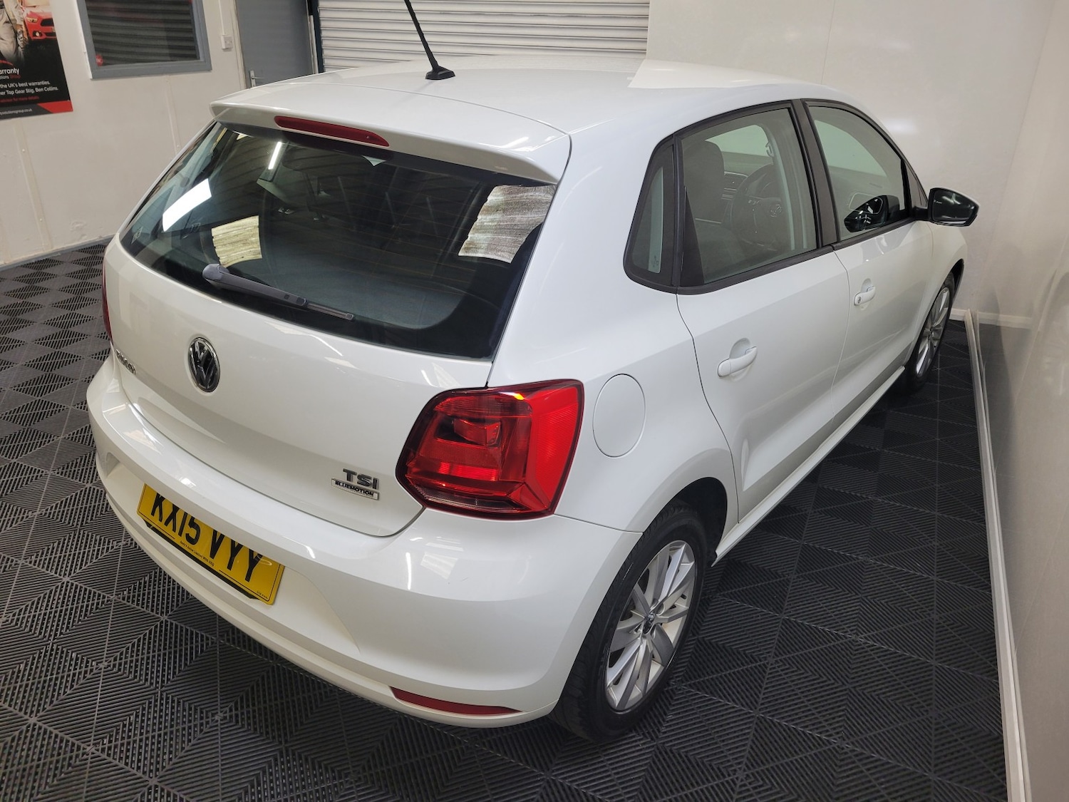 Used Volkswagen Polo 2015 for sale - 77350129: Photo 25