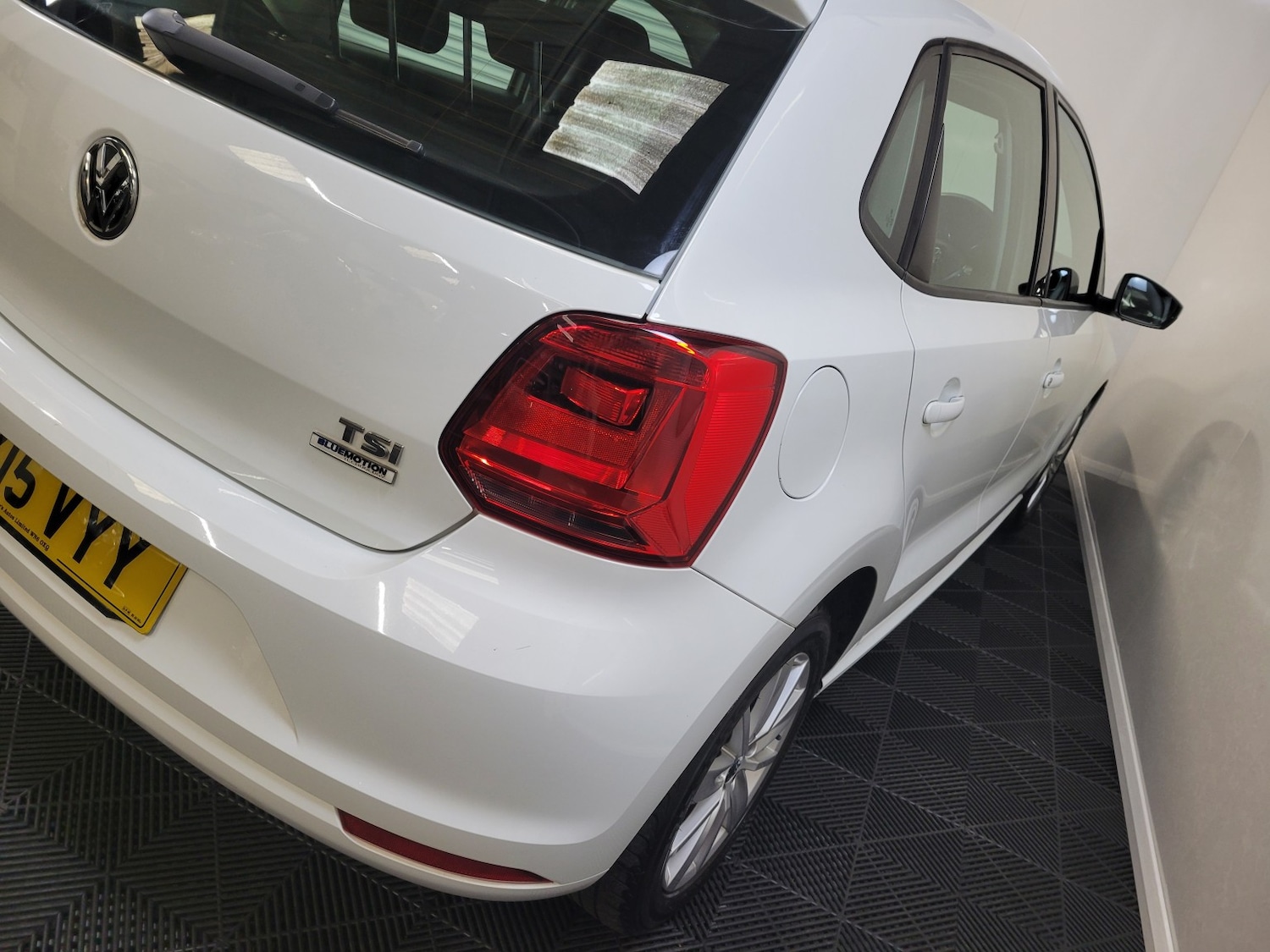 Used Volkswagen Polo 2015 for sale - 77350129: Photo 28