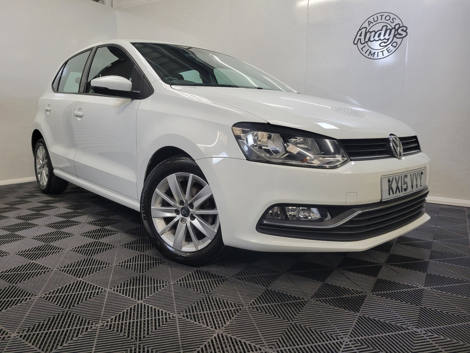 Used Volkswagen Polo 2015 for sale - 77350129: Photo 3