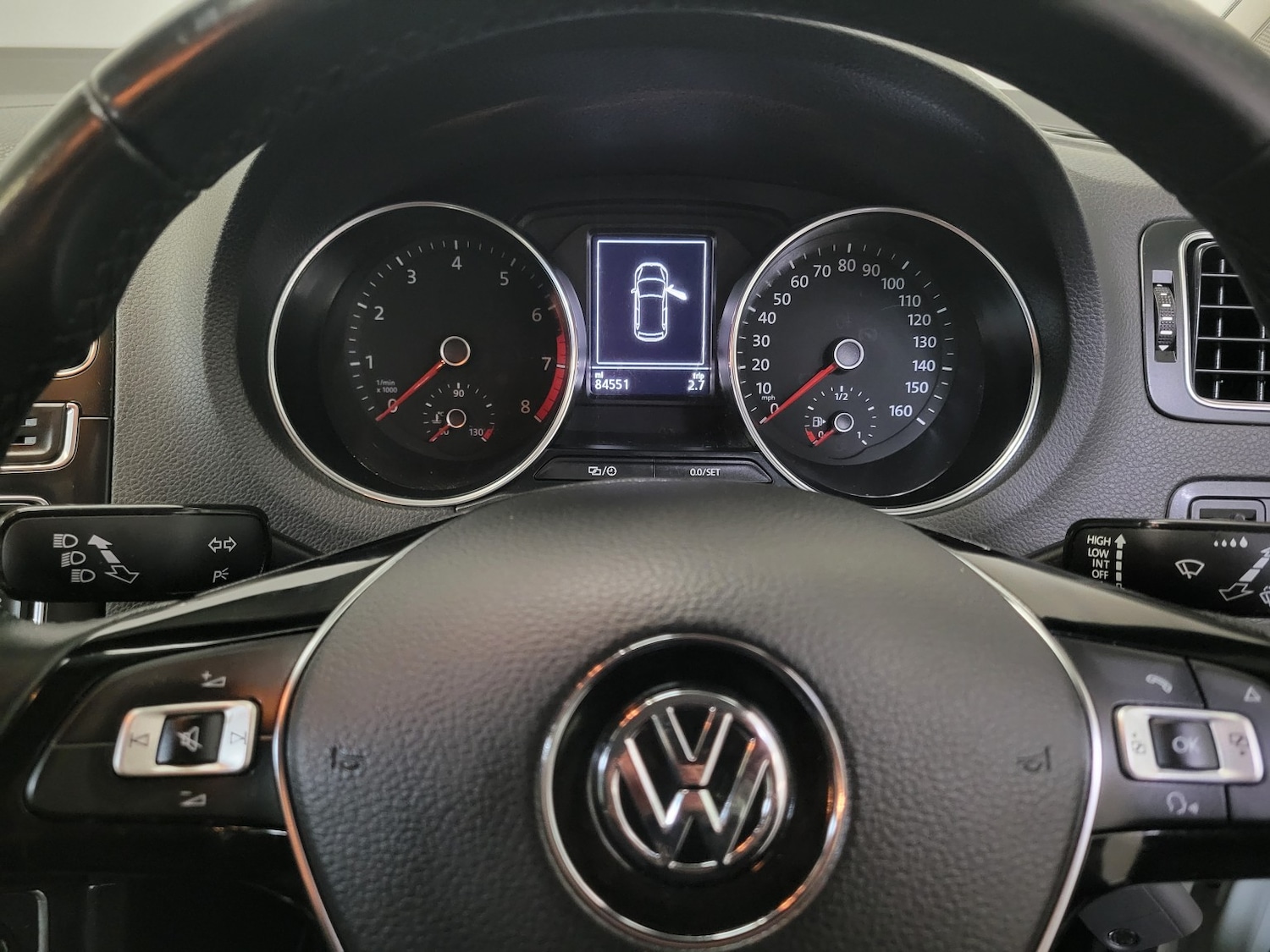 Used Volkswagen Polo 2015 for sale - 77350129: Photo 51