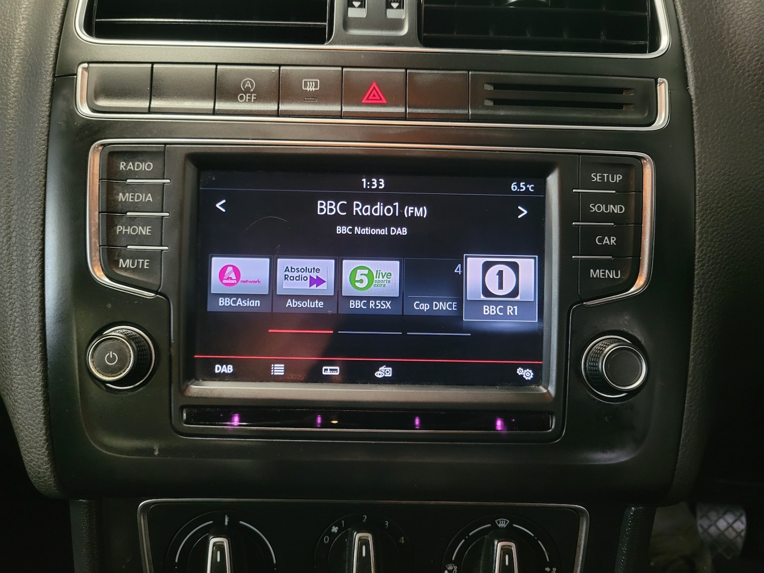 Used Volkswagen Polo 2015 for sale - 77350129: Photo 53