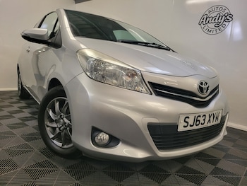 Used Toyota Yaris 2013 for sale - 78433850: Photo