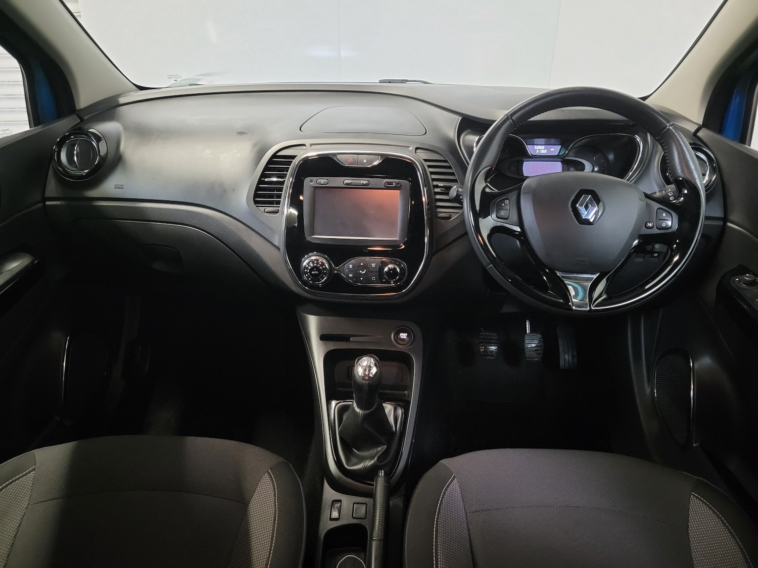 Used Renault Captur 2016 for sale - 77167812: Photo 37