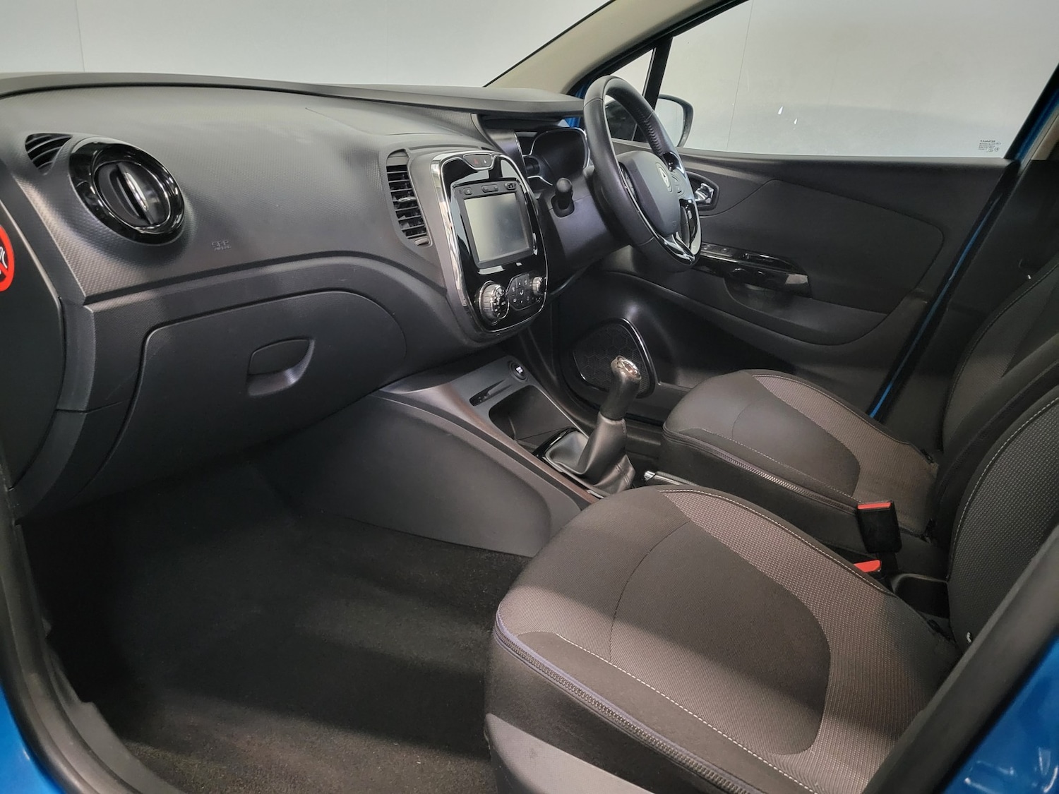 Used Renault Captur 2016 for sale - 77167812: Photo 41