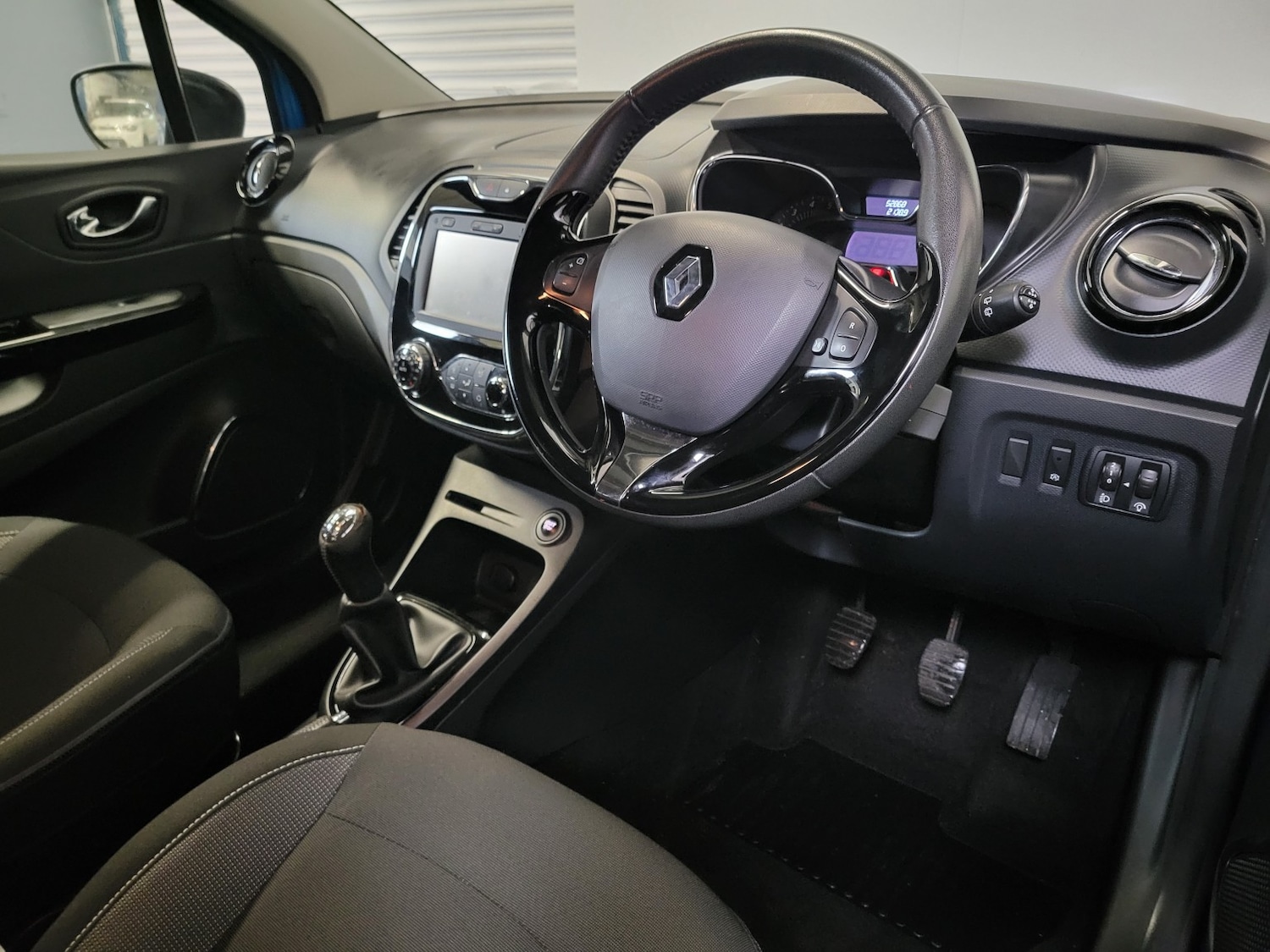 Used Renault Captur 2016 for sale - 77167812: Photo 44