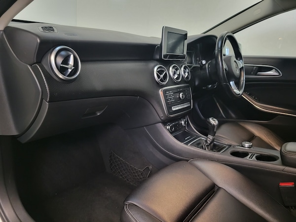 Used Mercedes-Benz A-Class 2015 for sale - 76246115: Photo 43