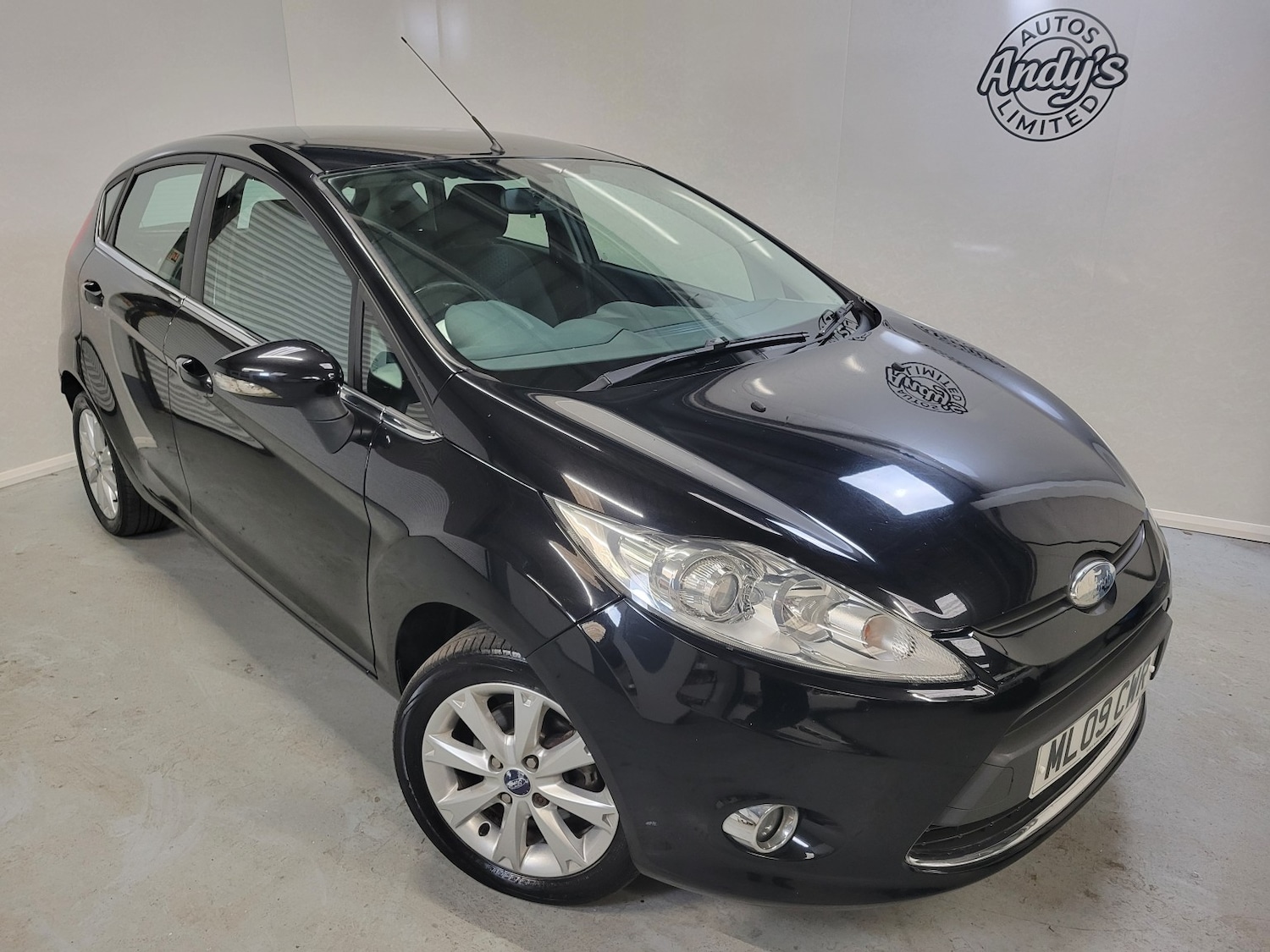 Used Ford Fiesta 2009 for sale - 76504695: Photo 2