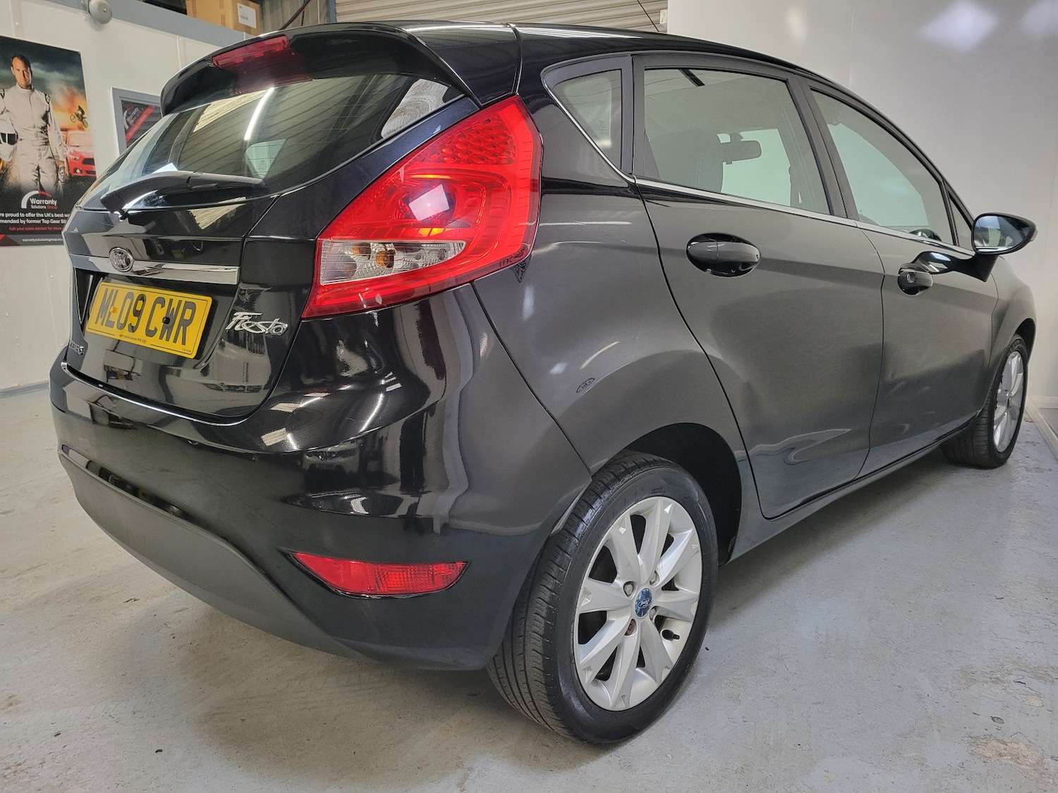 Used Ford Fiesta 2009 for sale - 76504695: Photo 24