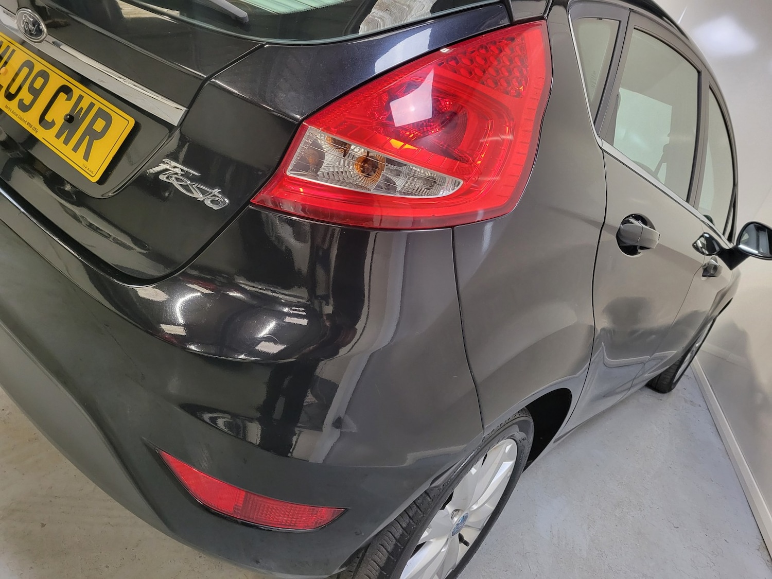 Used Ford Fiesta 2009 for sale - 76504695: Photo 28