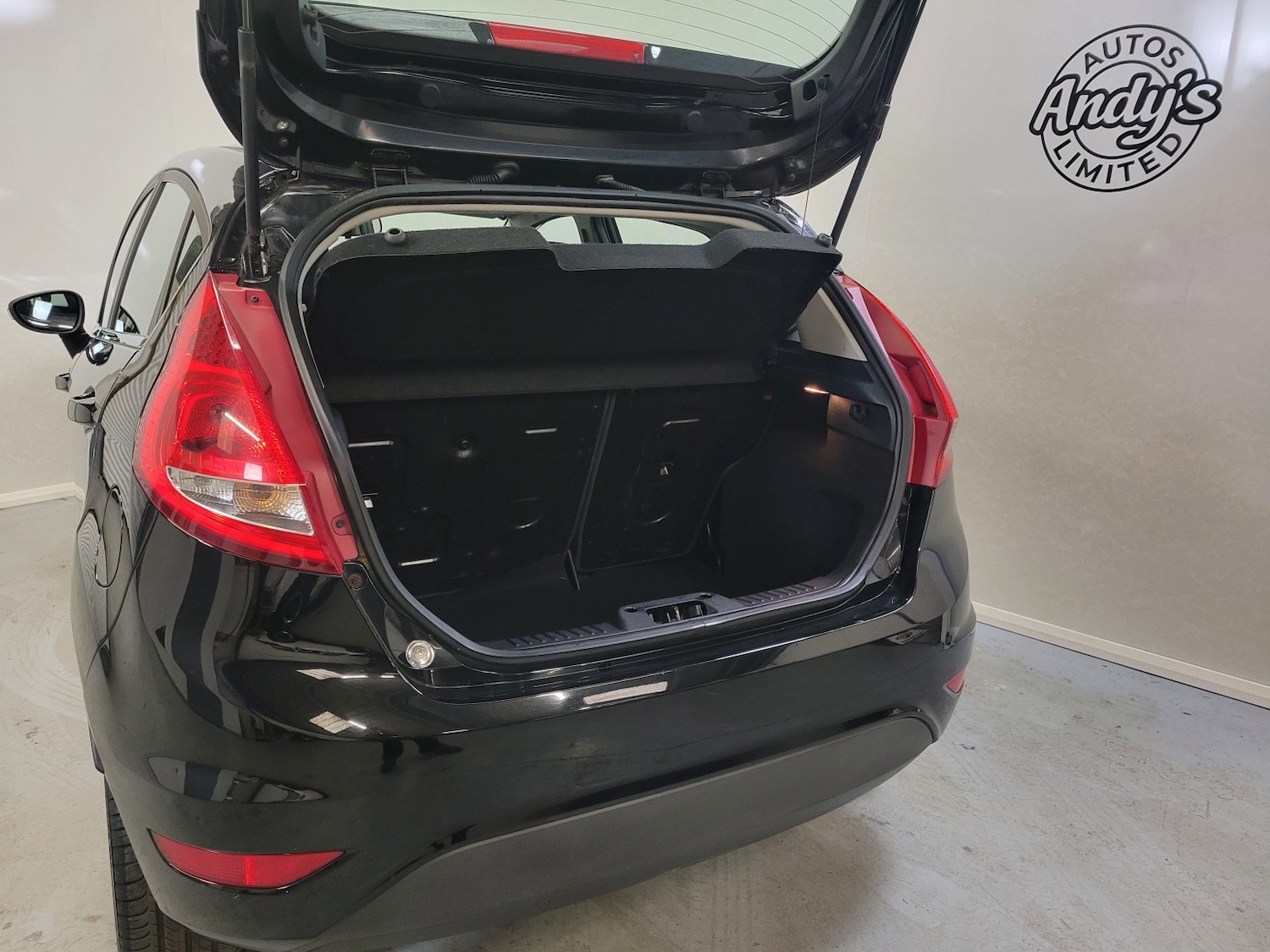 Used Ford Fiesta 2009 for sale - 76504695: Photo 29