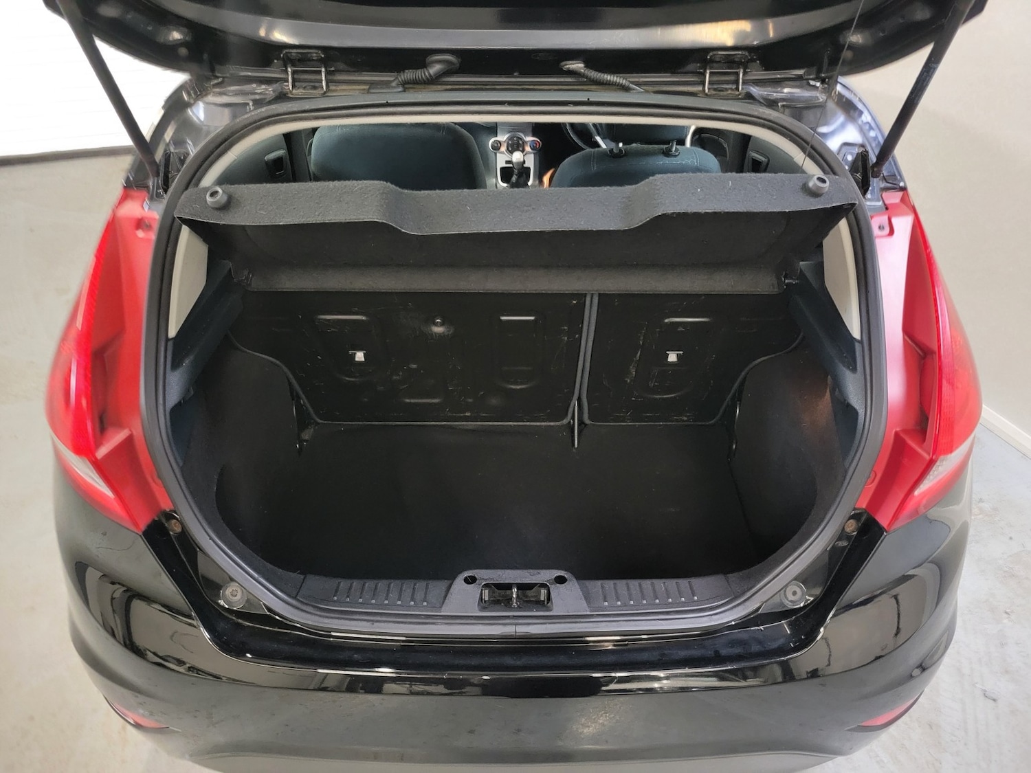 Used Ford Fiesta 2009 for sale - 76504695: Photo 31