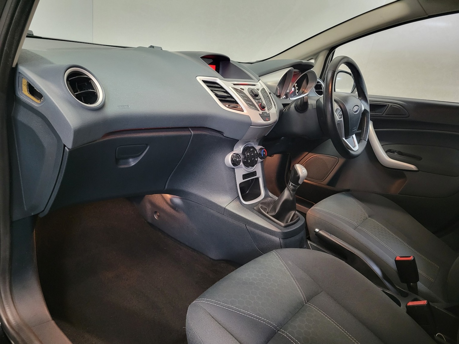 Used Ford Fiesta 2009 for sale - 76504695: Photo 41