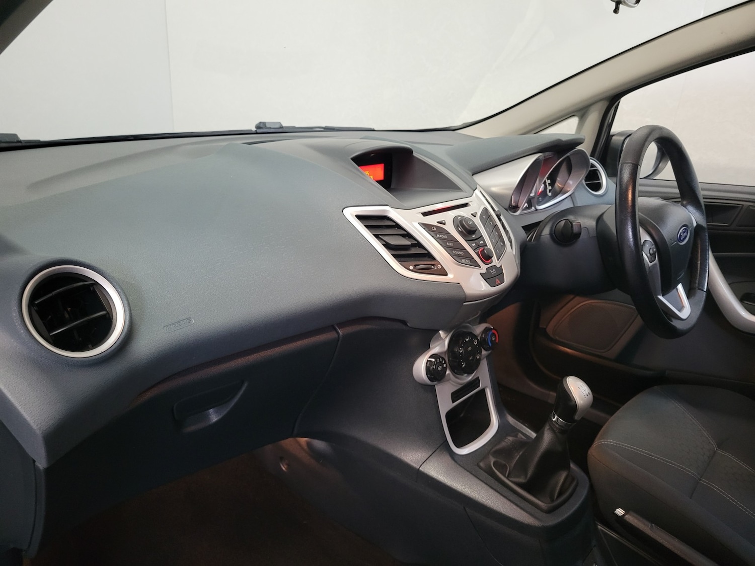 Used Ford Fiesta 2009 for sale - 76504695: Photo 43