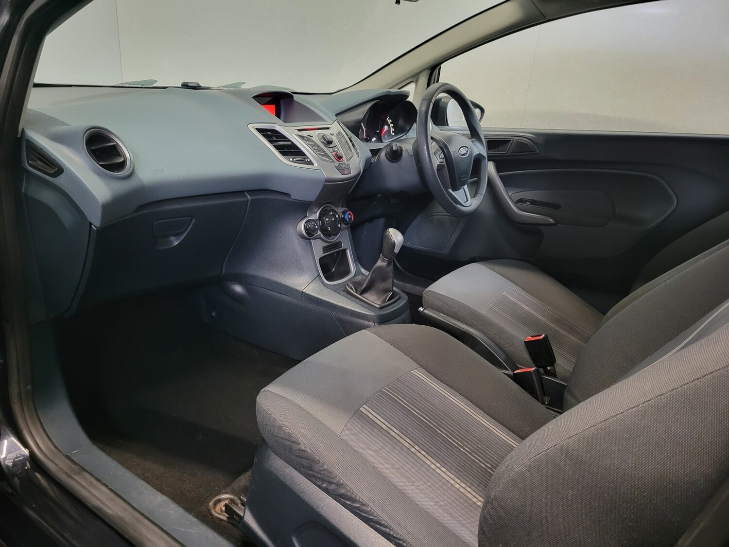 Used Ford Fiesta 2009 for sale - 77516096: Photo 38