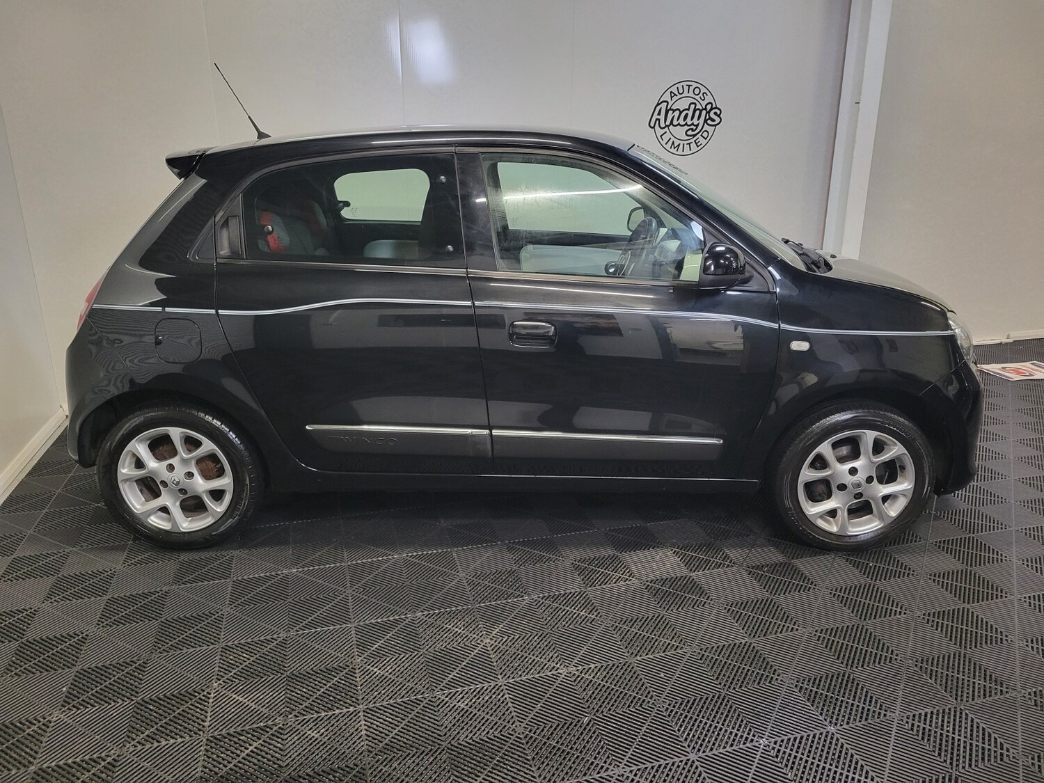 Used Renault Twingo 2015 for sale - 77636946: Photo 12