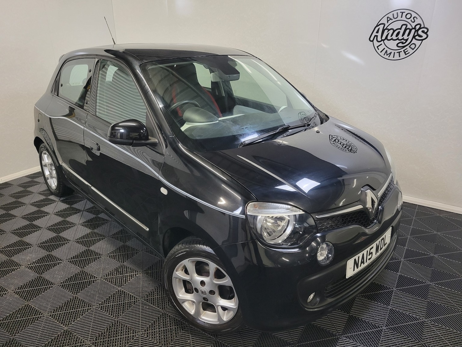 Used Renault Twingo 2015 for sale - 77636946: Photo 2