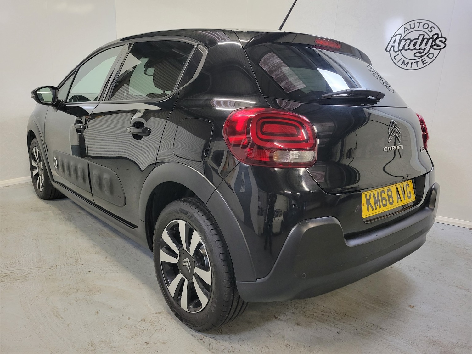 Used Citroen C3 2018 for sale - 76541576: Photo 10
