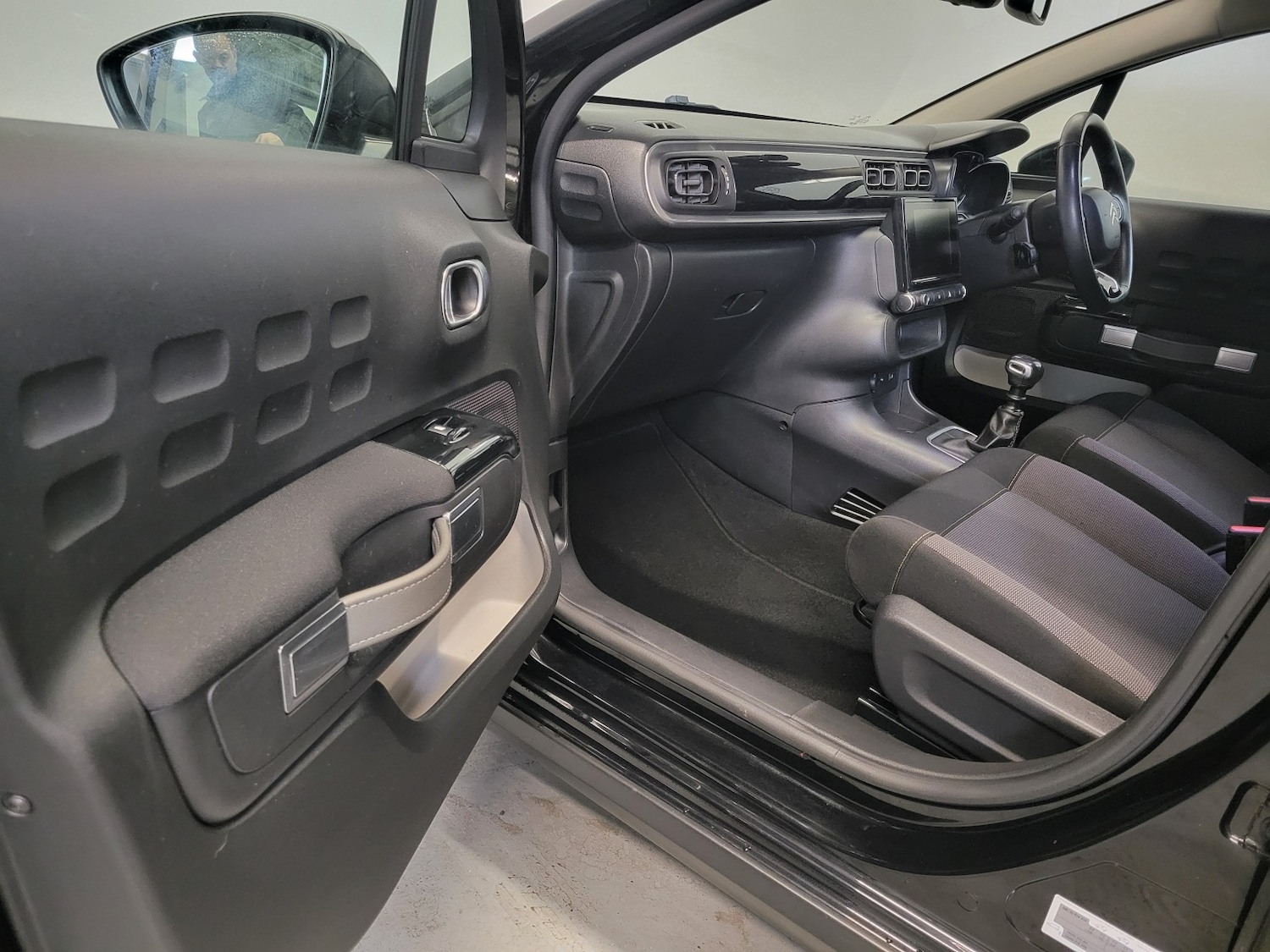 Used Citroen C3 2018 for sale - 76541576: Photo 39