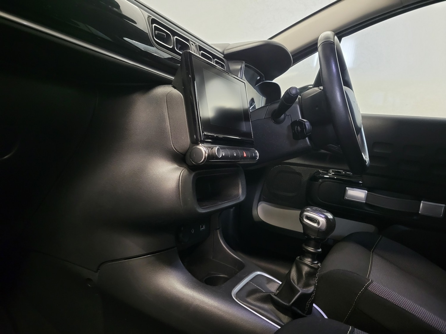 Used Citroen C3 2018 for sale - 76541576: Photo 43