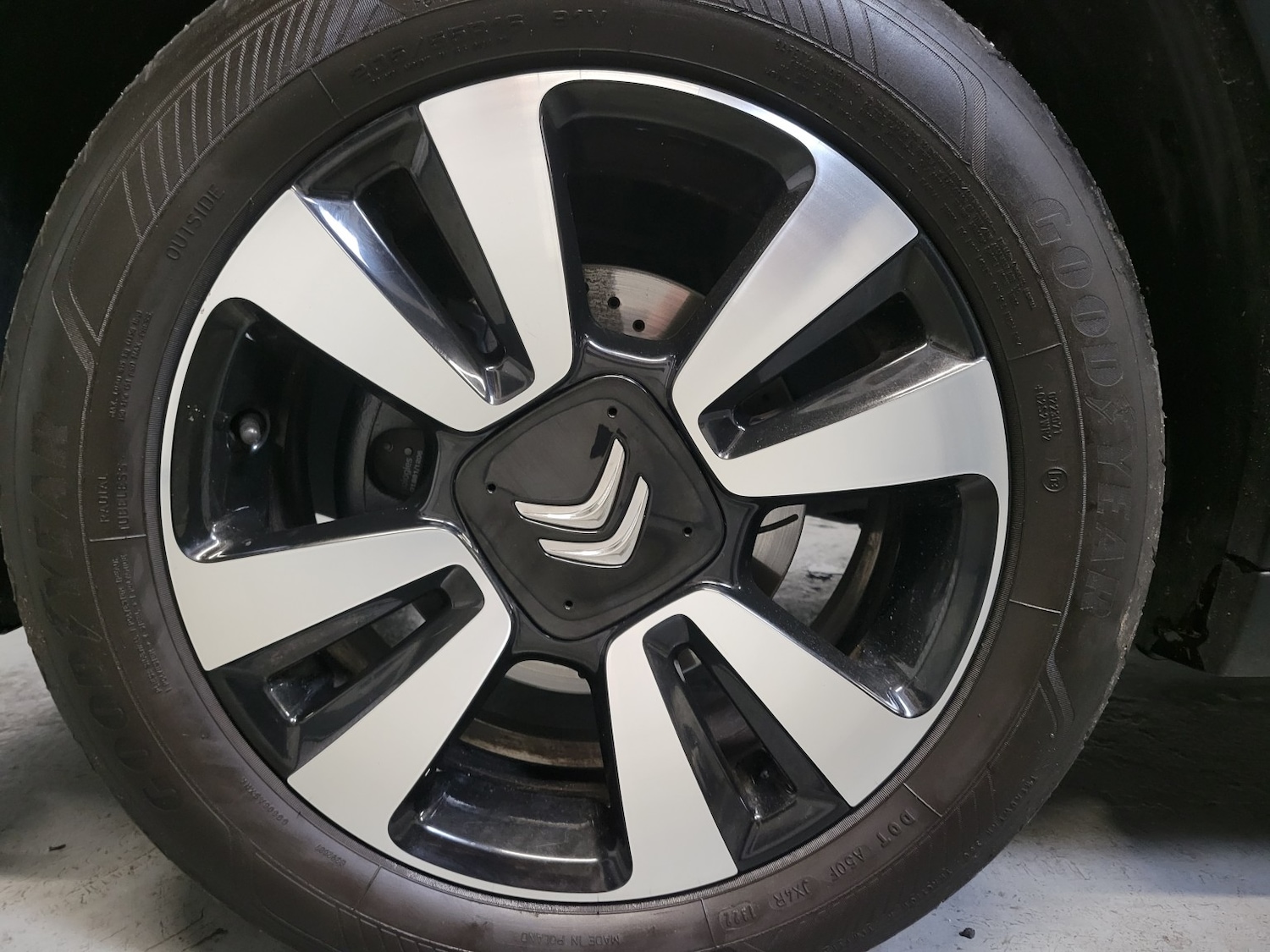 Used Citroen C3 2018 for sale - 76541576: Photo 54