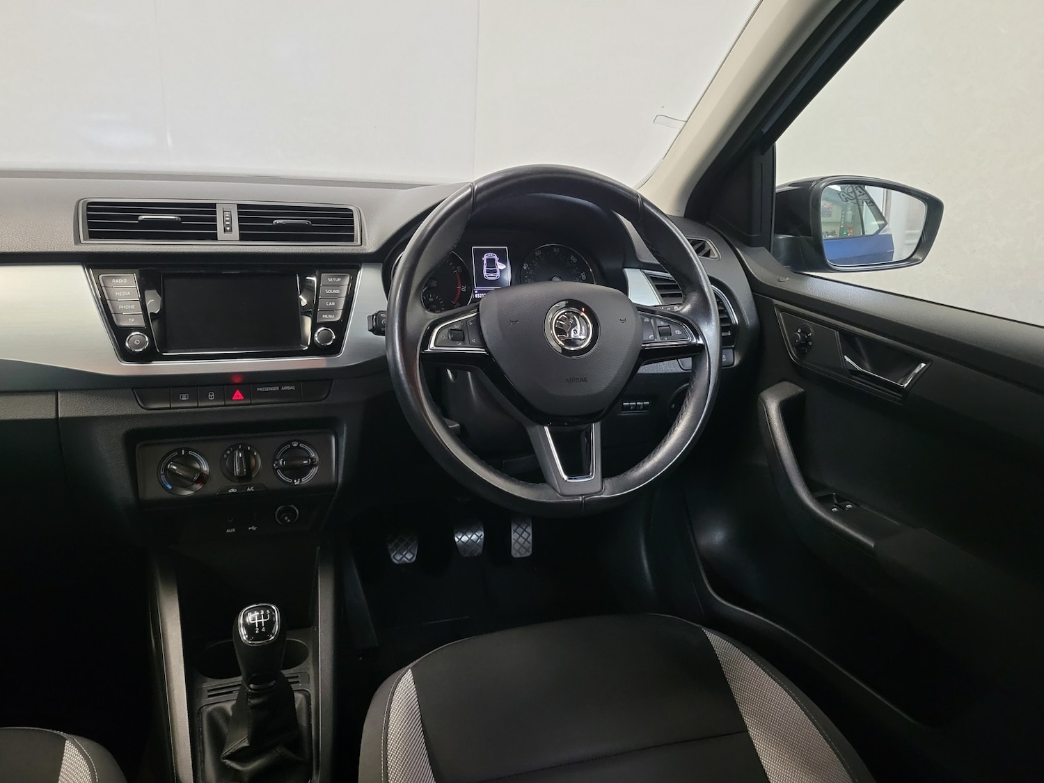 Used Skoda Fabia 2018 for sale - 76793189: Photo 39