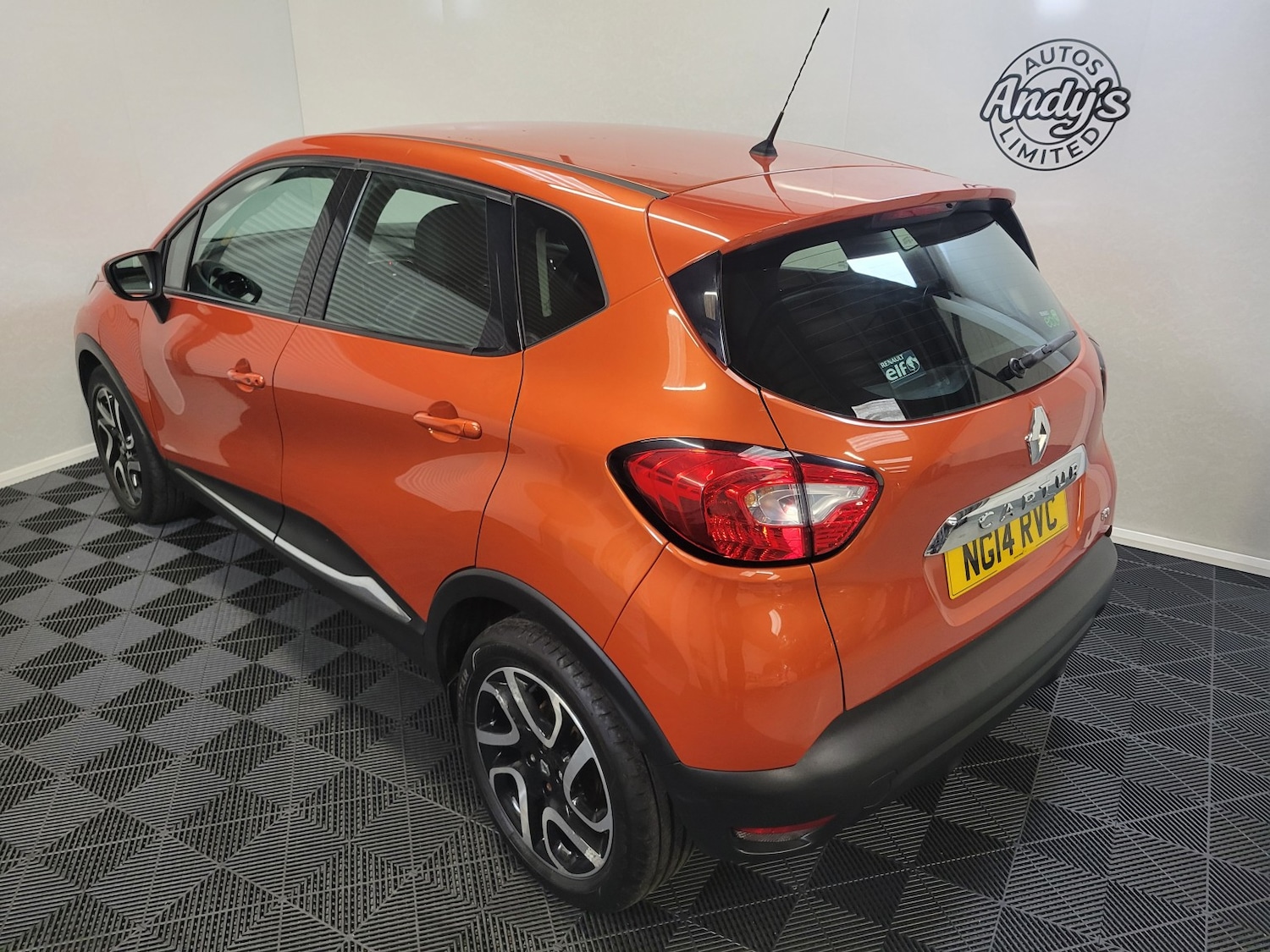 Used Renault Captur 2014 for sale - 77053699: Photo 17