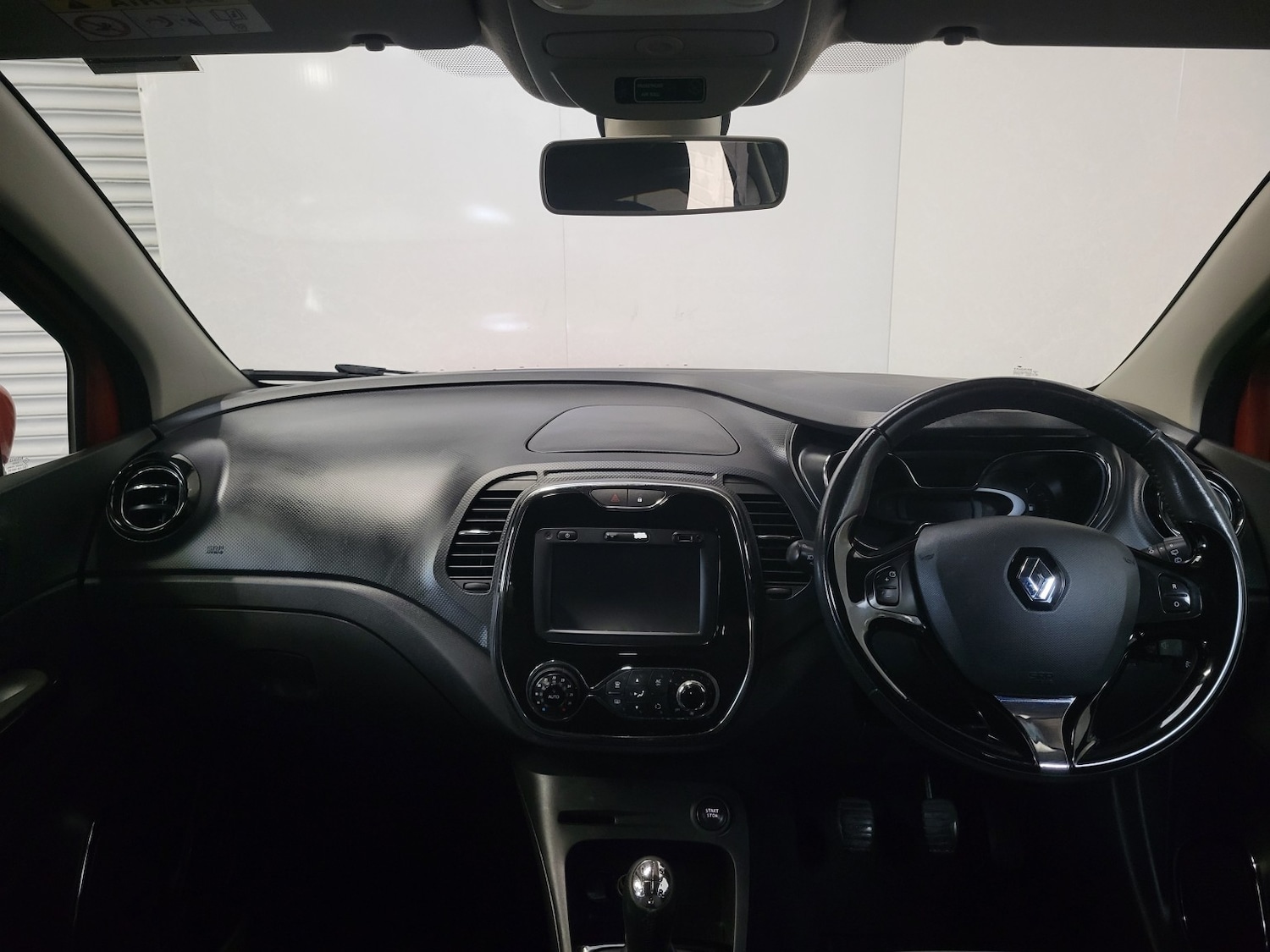 Used Renault Captur 2014 for sale - 77053699: Photo 38