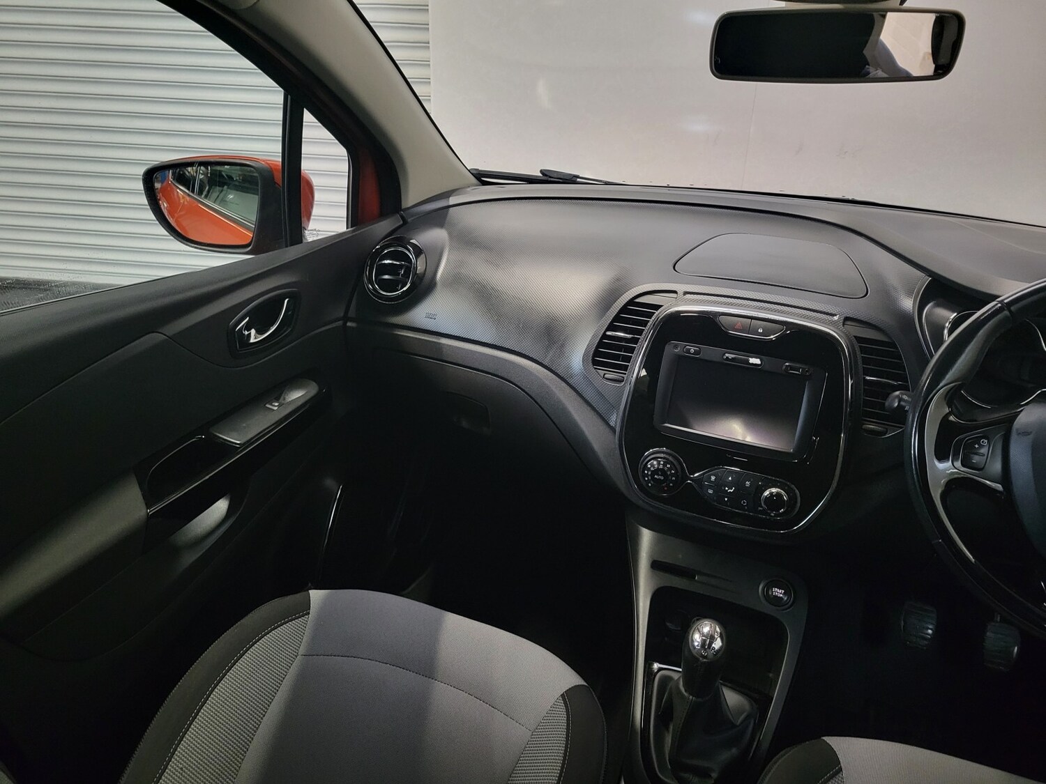 Used Renault Captur 2014 for sale - 77053699: Photo 40