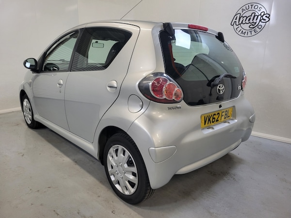 Used Toyota AYGO 2012 for sale - 76246083: Photo 18