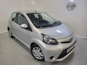 Used Toyota AYGO 2012 for sale - 76246083: Photo