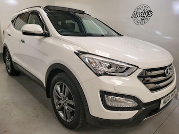 Used Hyundai Santa Fe 2014 for sale - 76076012: Photo