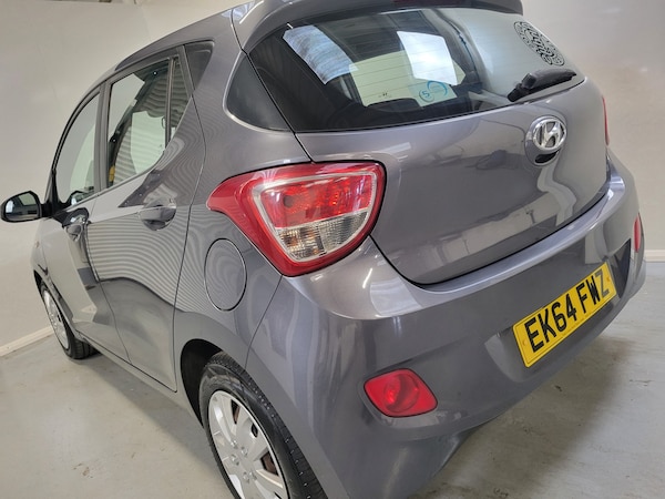 Used Hyundai i10 2014 for sale - 74518799: Photo 10