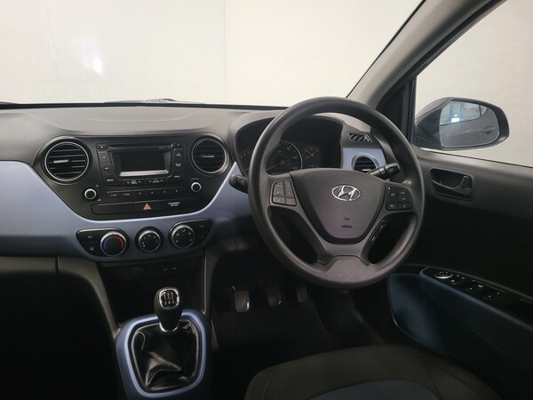 Used Hyundai i10 2014 for sale - 74518799: Photo 15
