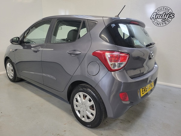 Used Hyundai i10 2014 for sale - 74518799: Photo 7