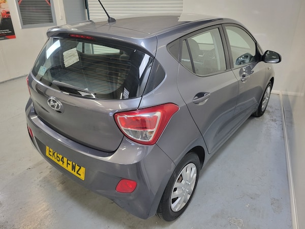 Used Hyundai i10 2014 for sale - 74518799: Photo 8