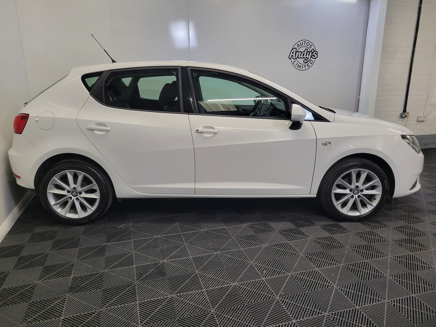 Used SEAT Ibiza 2015 for sale - 77350131: Photo 15