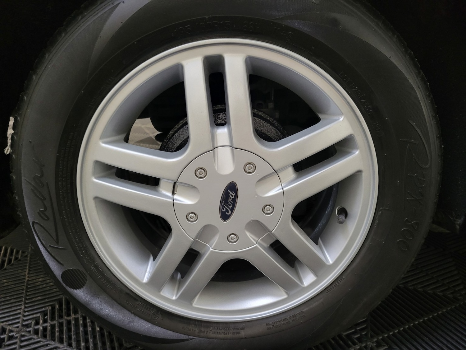 Used Ford Focus 2003 for sale - 77195473: Photo 29