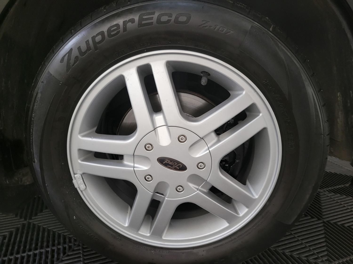 Used Ford Focus 2003 for sale - 77195473: Photo 30