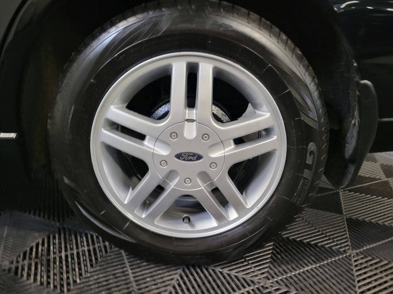 Used Ford Focus 2003 for sale - 77195473: Photo 32