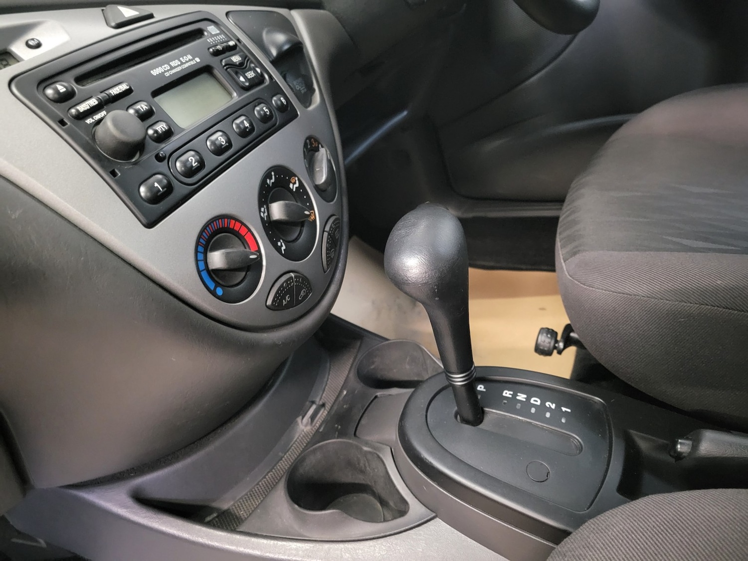 Used Ford Focus 2003 for sale - 77195473: Photo 43