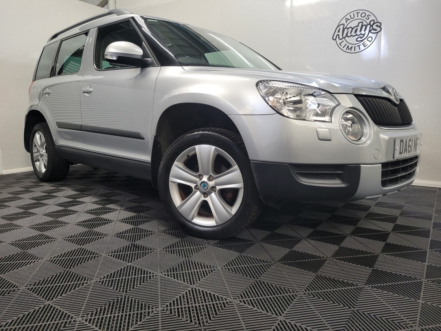 Used Skoda Yeti 2011 for sale - 77474817: Photo 4
