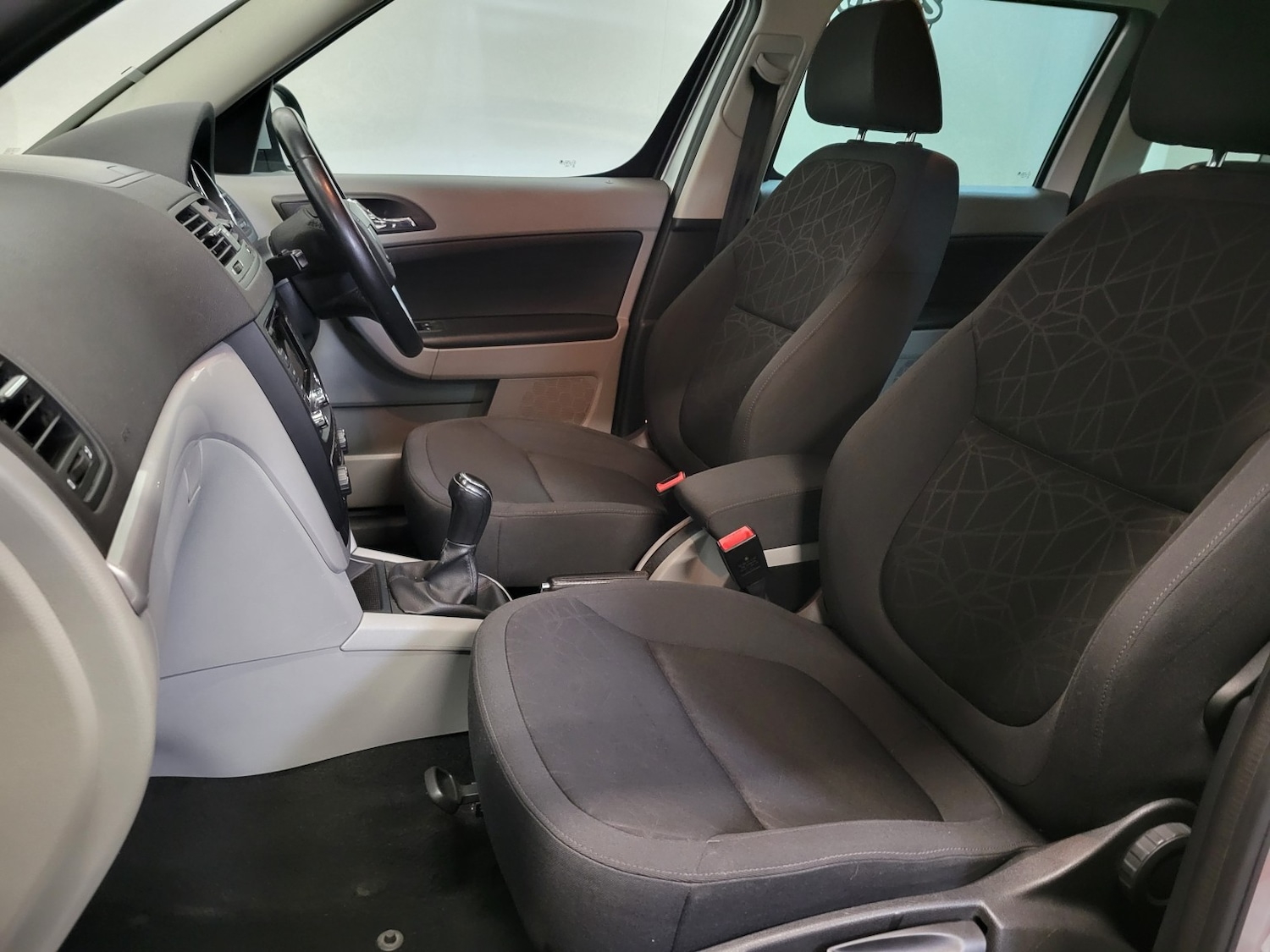 Used Skoda Yeti 2011 for sale - 77474817: Photo 50