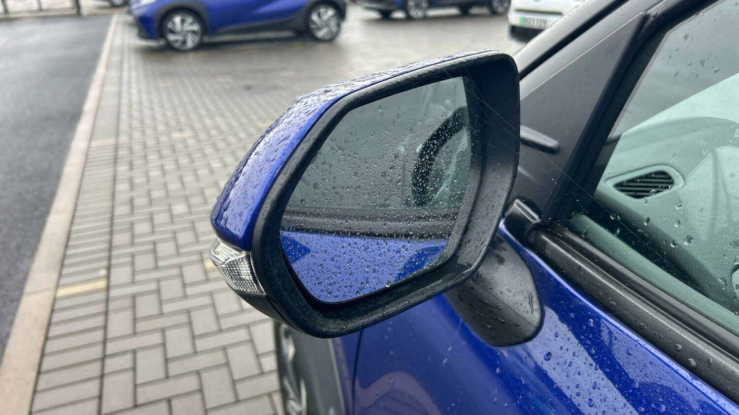 Used Toyota Yaris Cross 2023 for sale - 77998233: Photo 44