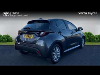Used Toyota Yaris 2021 for sale - 74803318: Photo